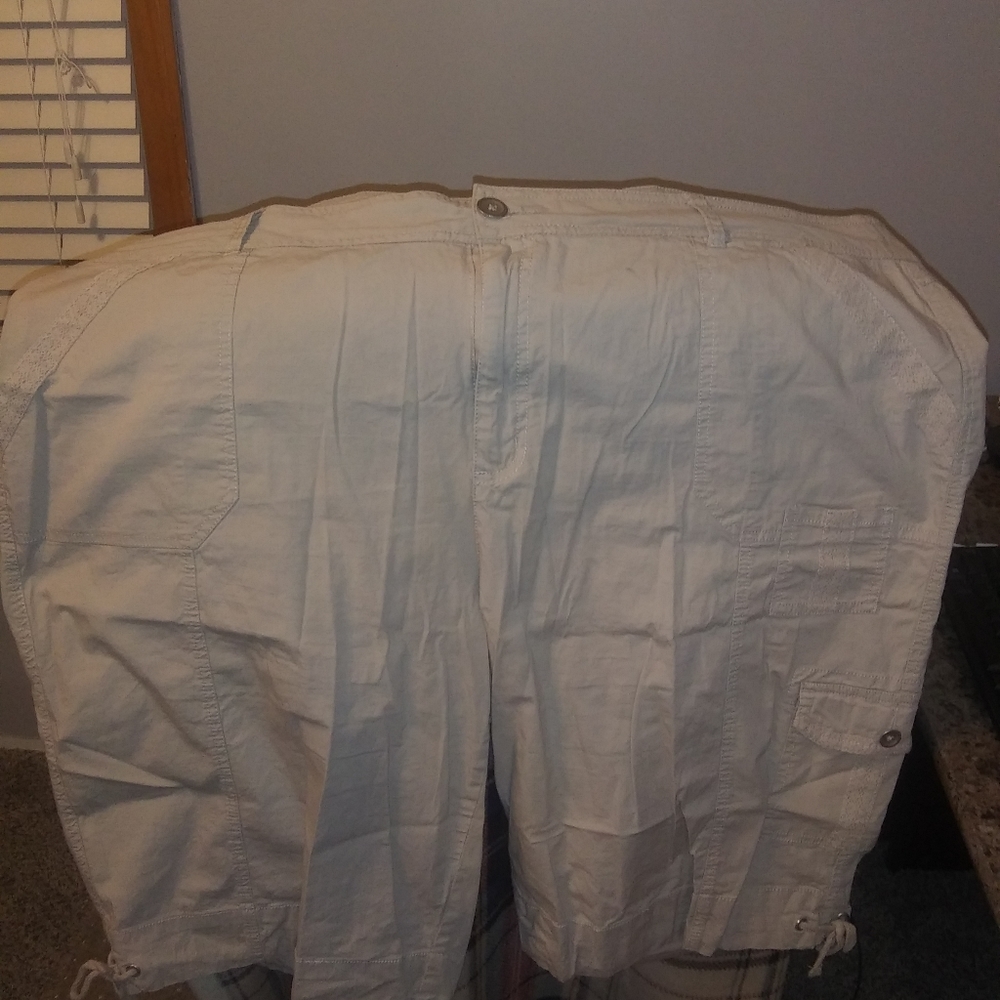 Westport khaki bermuda shorts